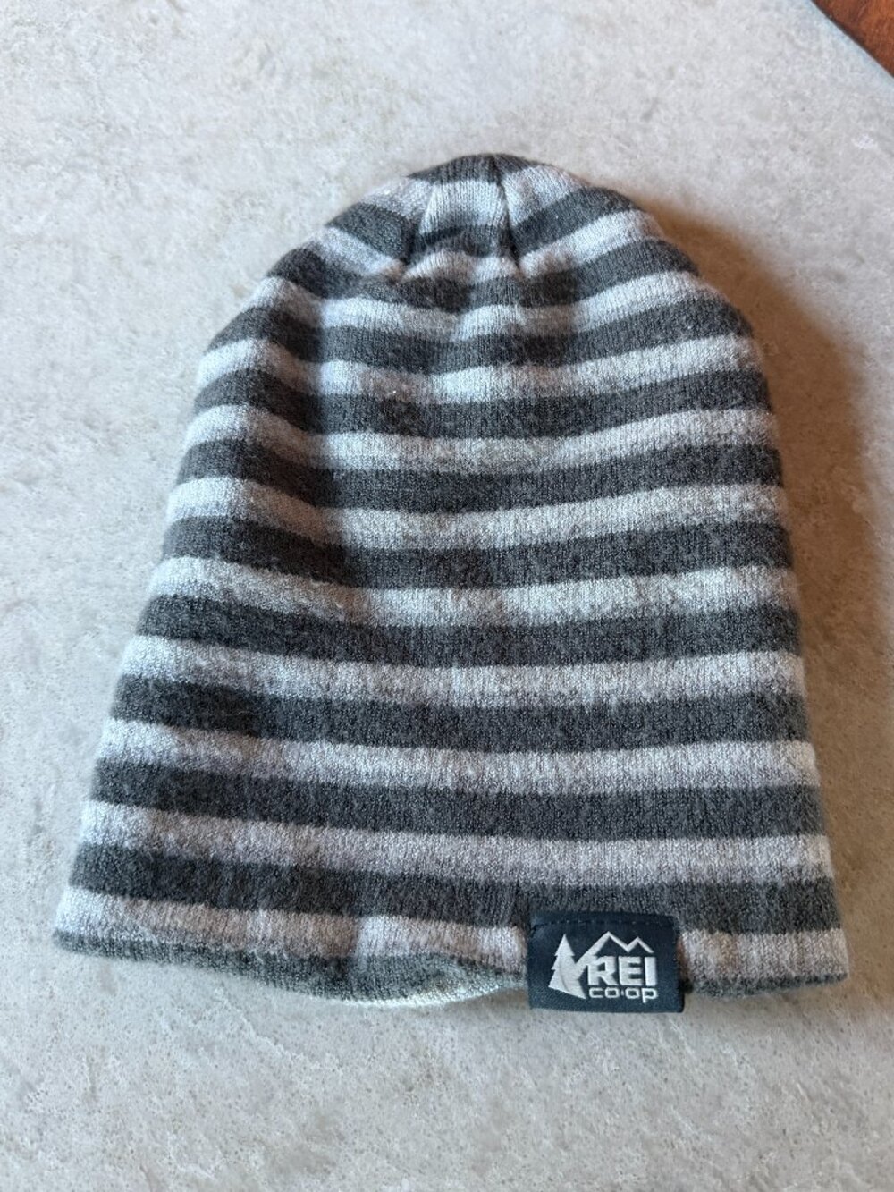 rei wool hat * size gray / black * euc * warm